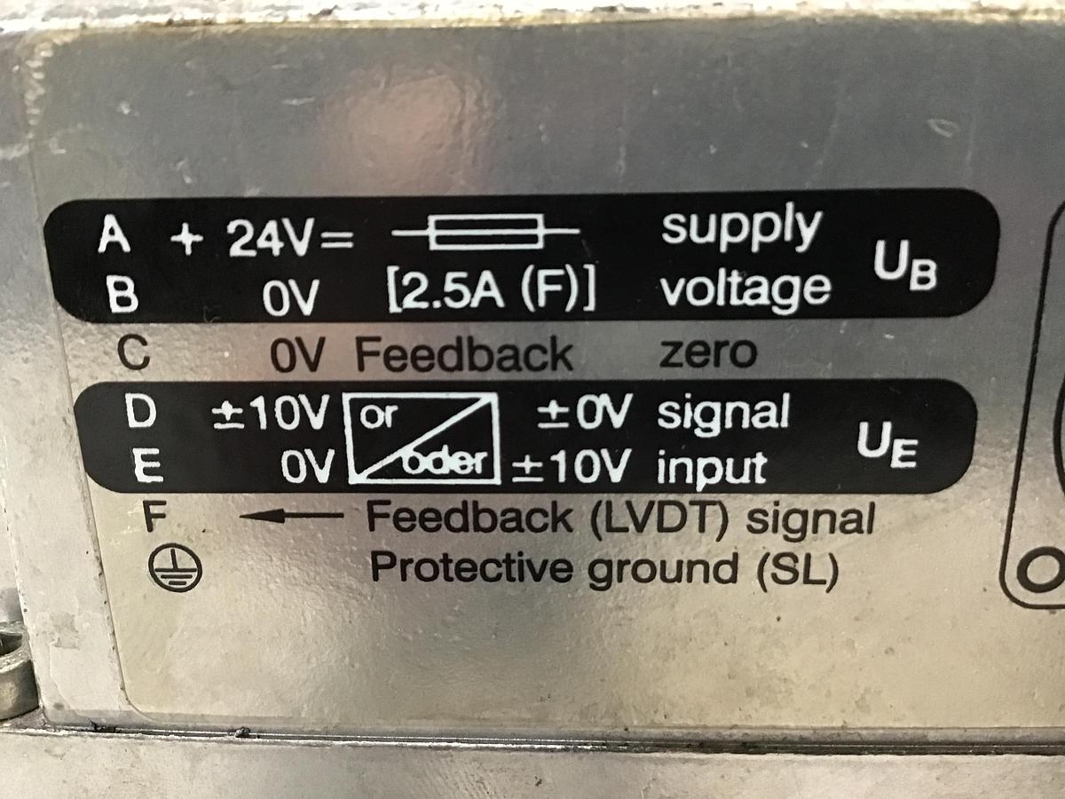 Used BOSCH 4WRPE  10 EA80SJ-2X/G24K0/A1M-798 SERVO VALVE USED #135534