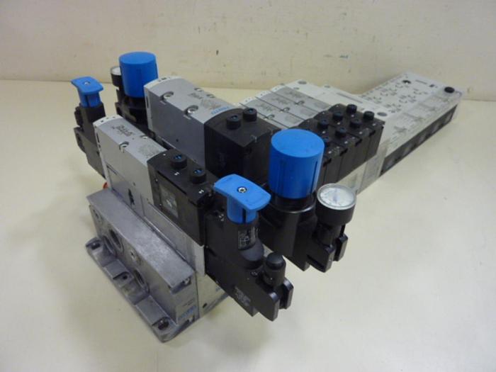 Used FESTO Control Block / Valve Terminal VTSA-FB-NPT Used