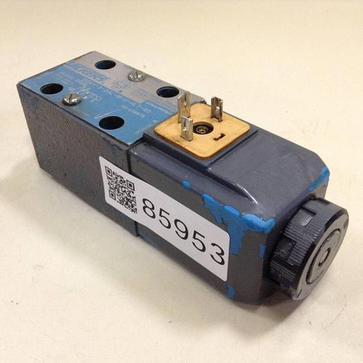 Used VICKERS Valves DG4V-3-2AL-M-U-HL7-60 #85953