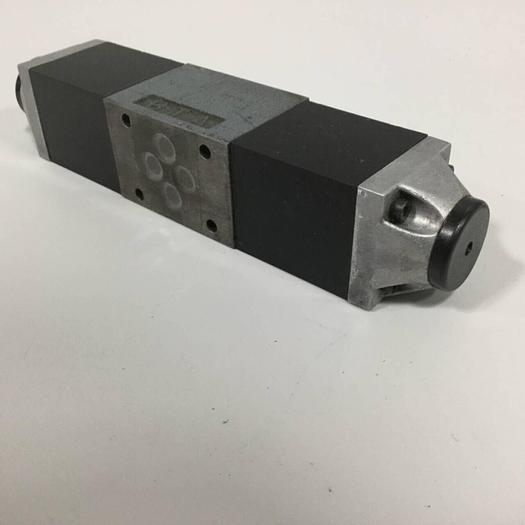 Used REXROTH Valve 4WE6E51BG24N9K4V #90489