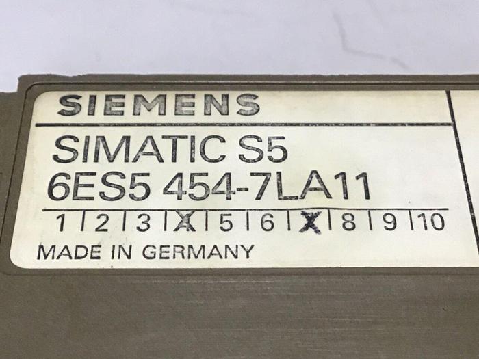 Used SIEMENS Digital Output 6ES5 454-7LA11 #120543