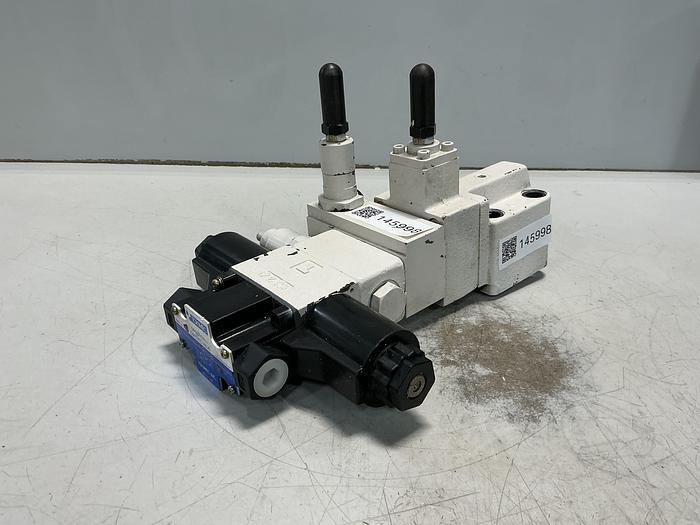 Used TOKIMEC DG4VS-3-0C-M-P7-H-7-P12-52