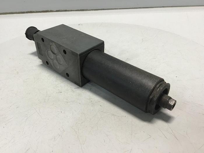 Used REXROTH Pressure Reducing Valve ZDR6DP140210YM12 #140446