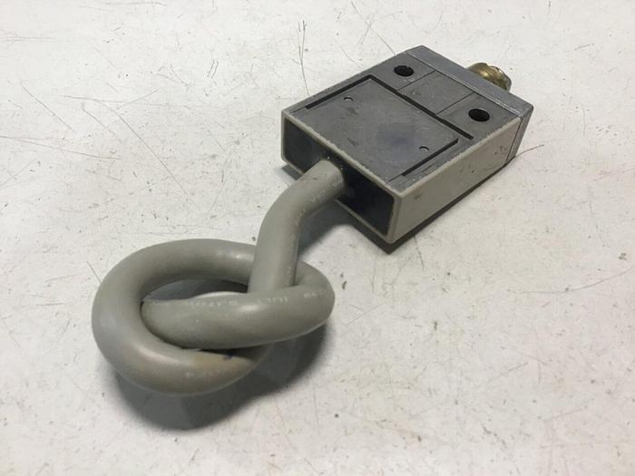 Used OMRON Limit Switch D4C-1602 #128558