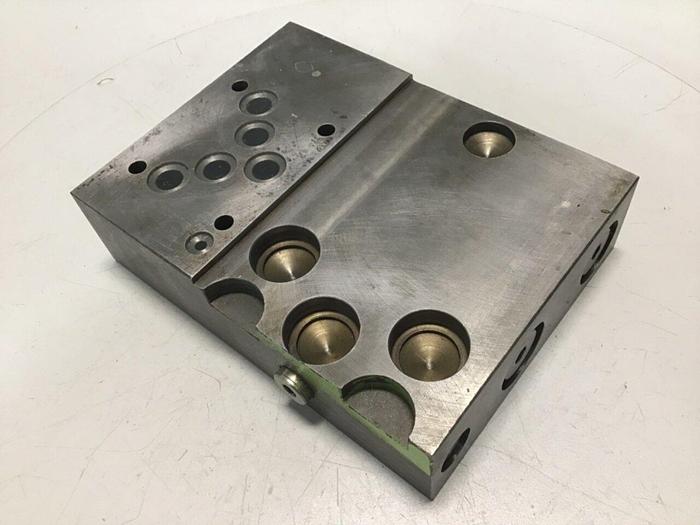 Used ENGEL Manifold 20510342 #113090