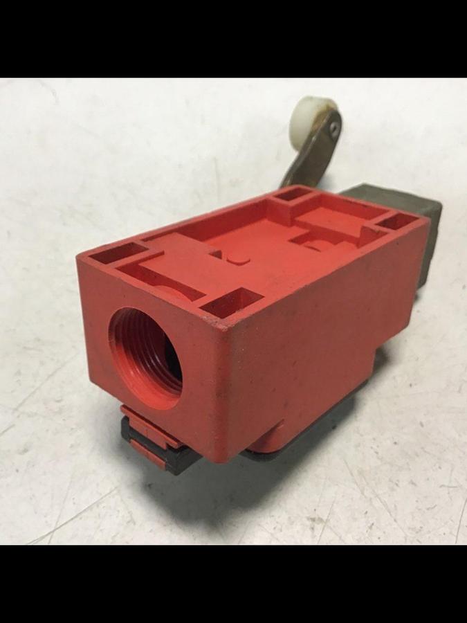 Used BERNSTEIN Limit Switch ENK-UV1Z AHS Used