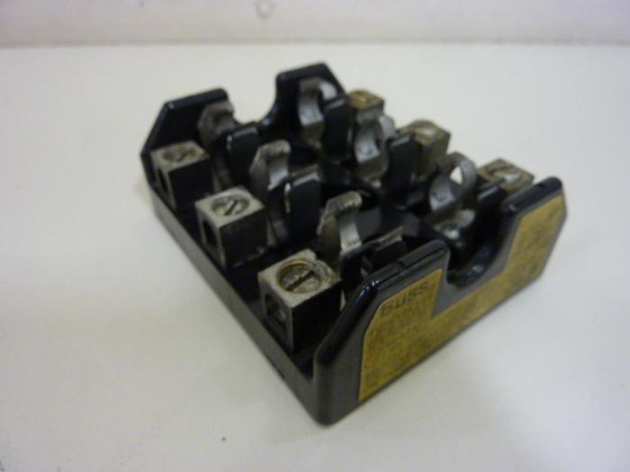 Used BUSSMANN 30 Amp Fuse Holder T60030-3CR #59240