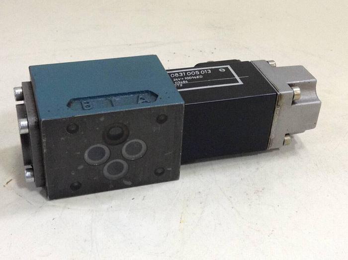 Used BOSCH Hydraulic Valve 0 810 090 103 Used