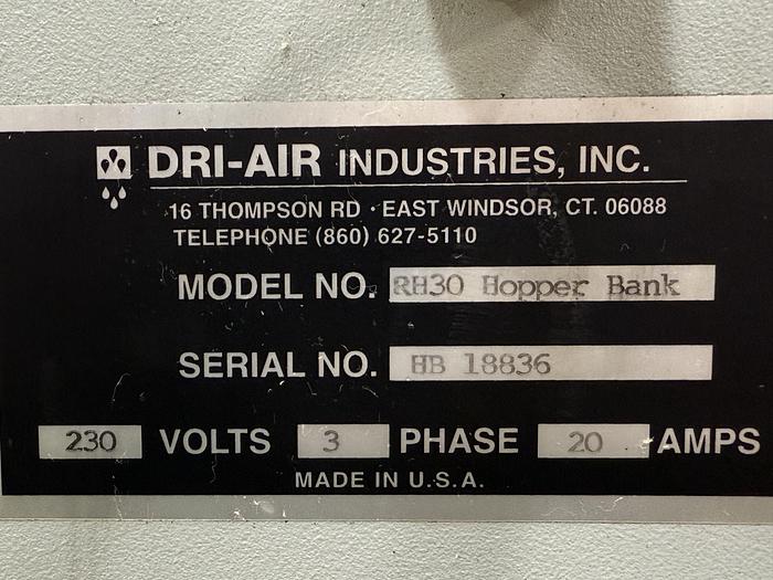 Used DRI AIR INDUSTRIES Dryer & Hopper HP4-X100 FM USED