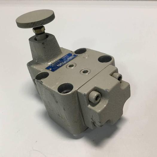 Used VICKERS Tokimec Reducing Valve XG03F20JAJ #92406