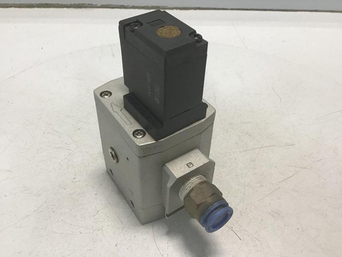 Used SMC Solenoid Valve AV3000 #124266