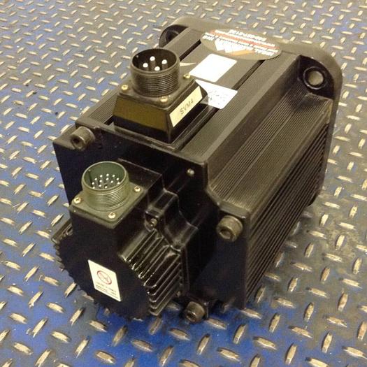 Used YASKAWA ELECTRIC AC Servo Motor SGMG-44AWA-NJ12 Used
