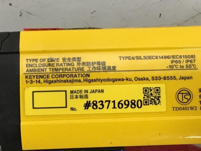 Used KEYENCE CORP Light Curtain Transmitter GL-R64H-T USED