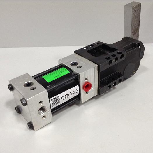 Used DESTACO Pneumatic Hold Clamp 991PMAR-025M-270B-37-44 #90043