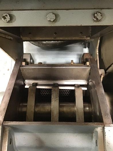 Used CUMBERLAND Grinder 184 GRAN 2KN Used