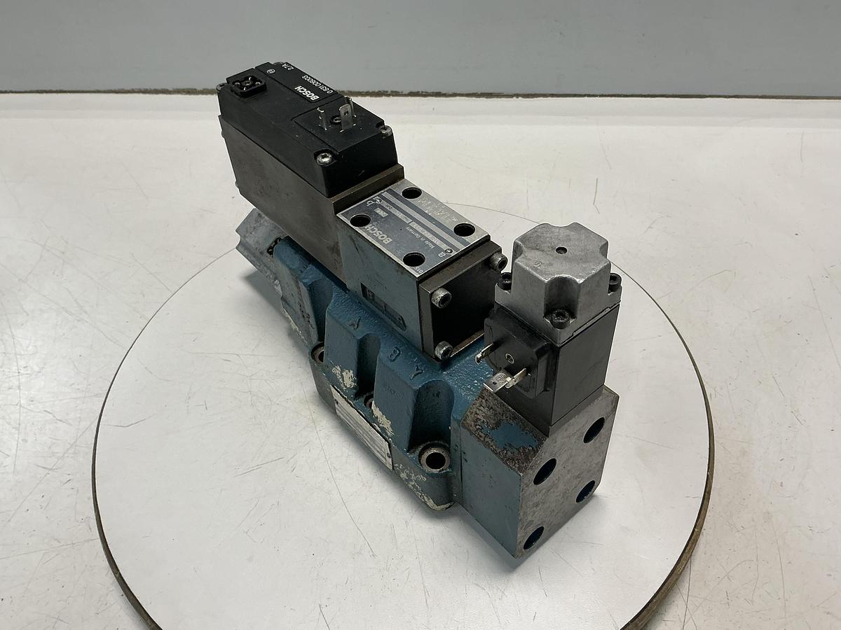 Used BOSCH 0 811 404 033