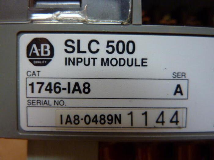 Used ALLEN BRADLEY Input Module 1746-IA8 SER A #7217