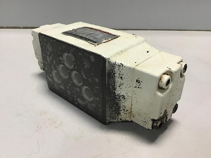 Used YUATSU SEIKO CPM-03-B2-T50 Modular Valve Used #145690