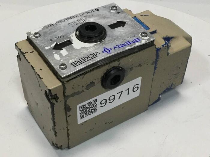 Used SPERRY VICKERS Valve DG4S50AWT11 #99716