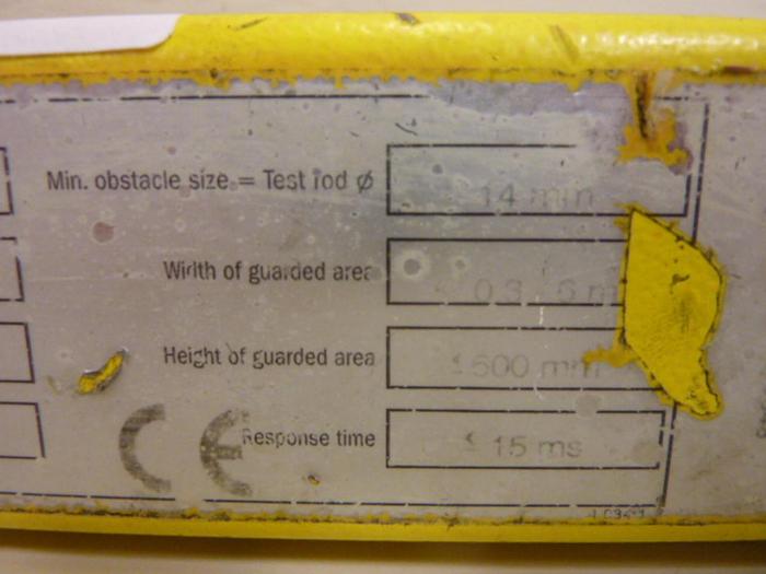 Used ALLEN BRADLEY Light Curtain Receiver 440L-R4B0600-N Used