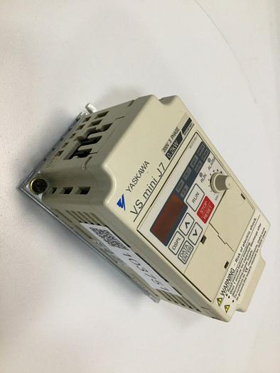 Used YASKAWA VS Mini J7 Drive CIMR-J7AA20P2 #103751