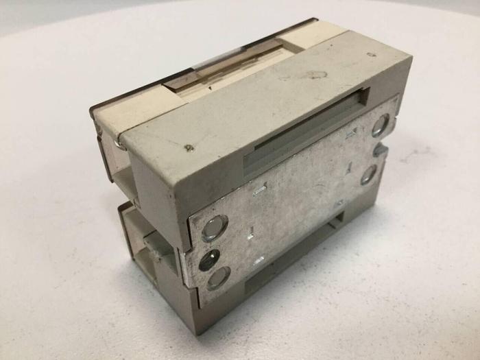 Used OMRON Solid State Relay G3NA-225B #98054