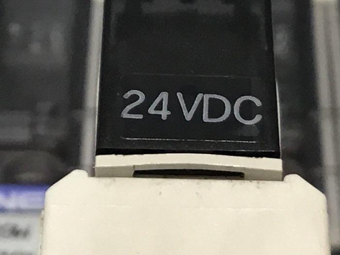 Used KOGANEI Manifold w/ Valves PBM6P-9W #120984