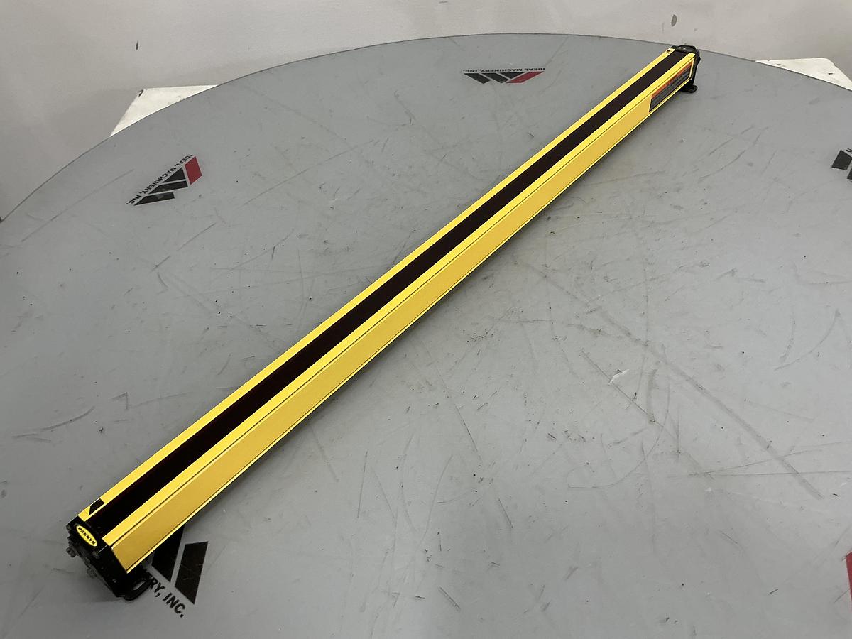 Used BANNER ENGINEERING MSR3624Y