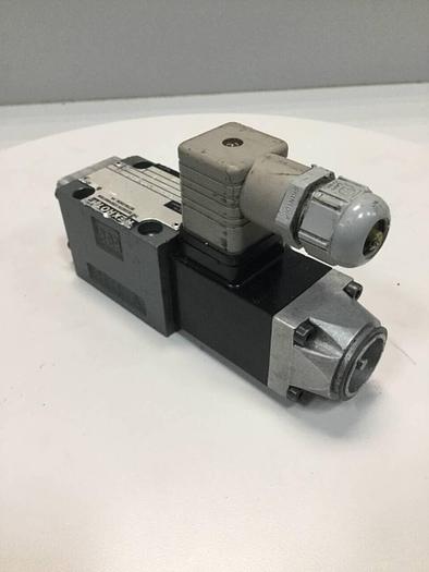 Used REXROTH Valve 4WE6MA517AG24NZ45V #96951