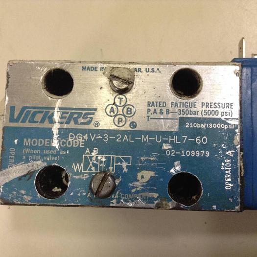 Used VICKERS Valves DG4V-3-2AL-M-U-HL7-60 #72555
