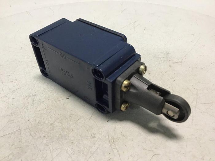 Used SCHMERSAL Limit Switch TR 335-20Z Used