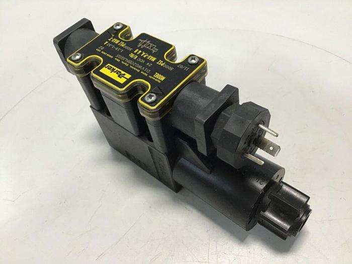 Used PARKER Hydraulic Valve D1VW020BNJGG5 #111653