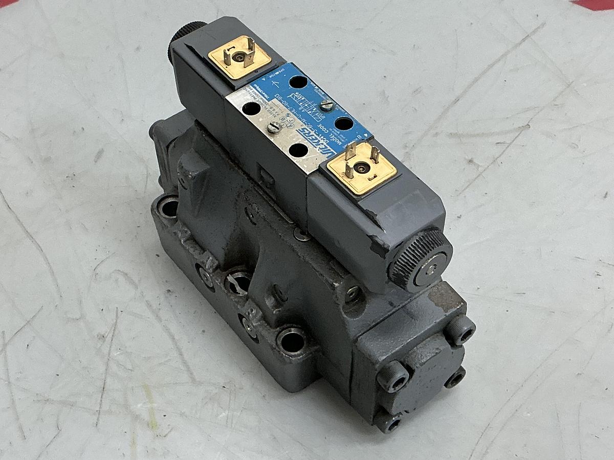 Used VICKERS DG4V-3-6C-M-U-HL7-60-B13