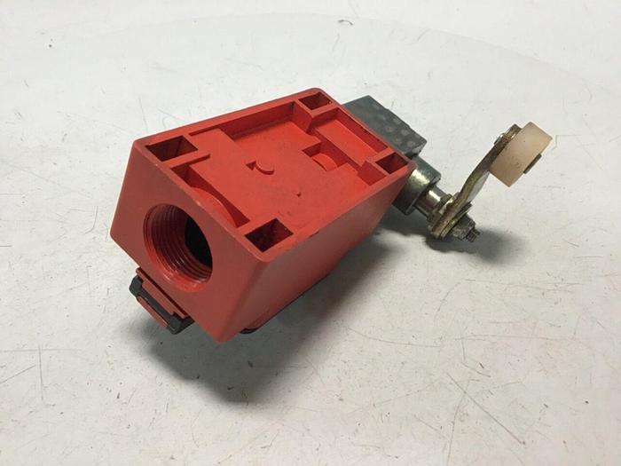 Used BERNSTEIN Limit Switch ENK-UV1Z AHS-V Used