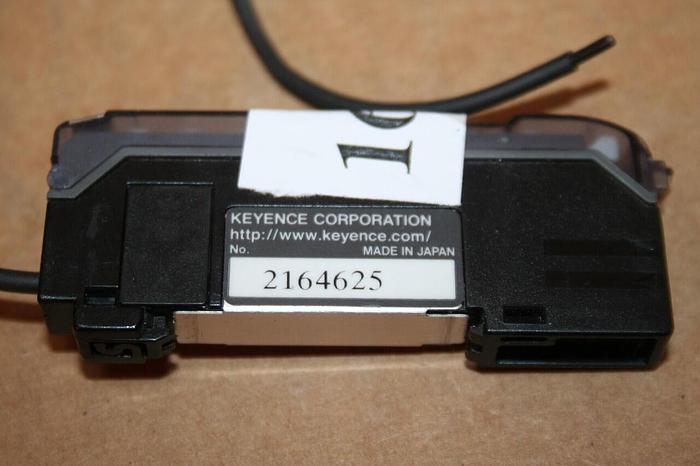 Used KEYENCE CORP Photoelectric Amplifier FS-V22R Used