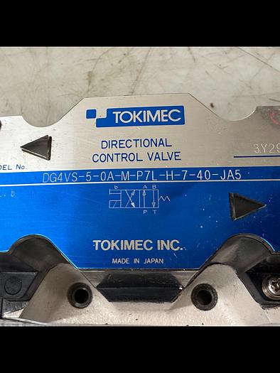 Used TOKIMEC DG4VS-5-0A-M-P7L-H-7-40-JA5