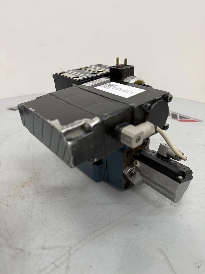 Used BOSCH Proportional Servo Valve 0 811 404 304 USED #139727