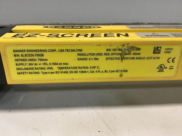 Used BANNER ENGINEERING Light Curtain Emitter SLSCE30-750Q8 USED