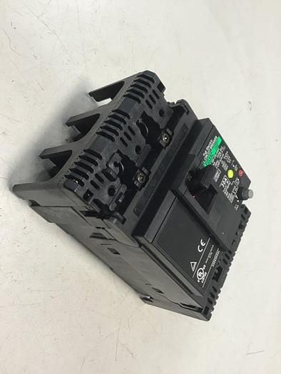 Used FUJI ELECTRIC 30 Amp Circuit Breaker EG33C EB3AEC-030B #125104
