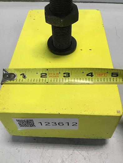 Used UNISORB Leveling Mount Pad 8 x 5 QUANTUM IM-71 #123612