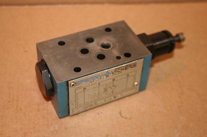 Used SPERRY VICKERS Valve DGMFN 3 Y B2W 21 #13276