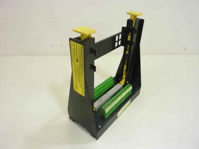 Used MURR ELEKTRONIK Plug In Card Slot 63001 #44155