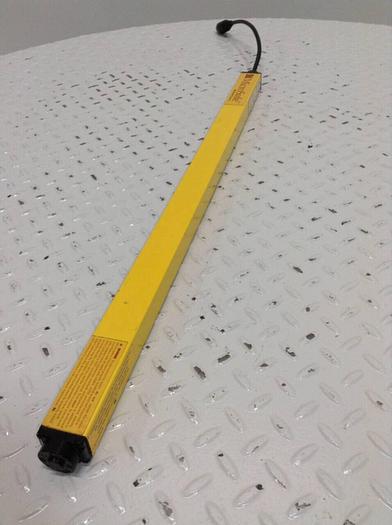 Used STI Light Curtain Transmitter MC4224XE #8788 Used