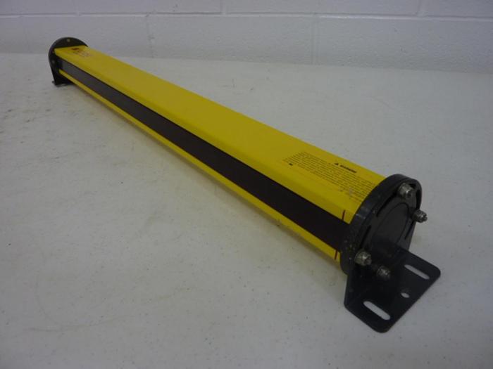Used STI Light Curtain Receiver MS4424B-2 #50381