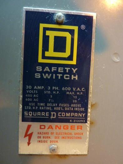 Used SQUARE D 30 Amp Safety Disconnect Switch H361 E1 Used
