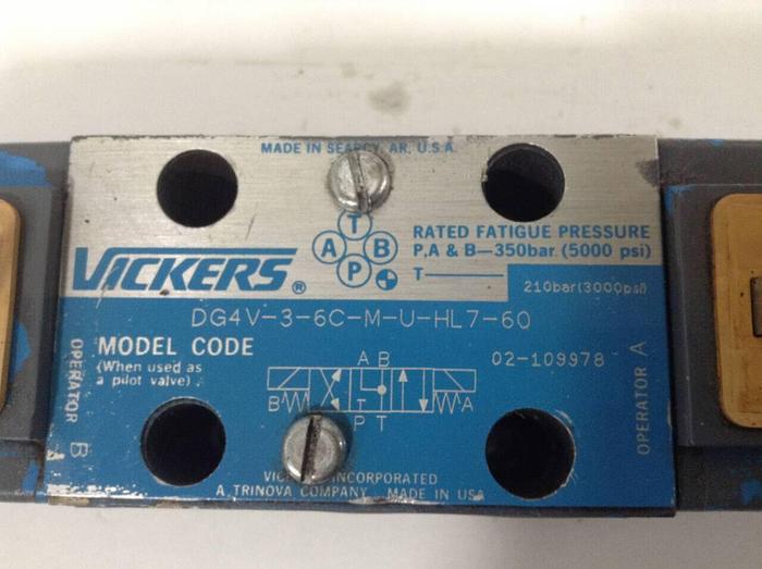 Used VICKERS Directional Valve DG4V-3-6C-M-U-HL7-60 Used
