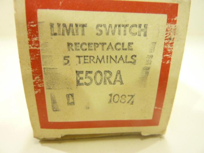 CUTLER HAMMER Limit Switch Receptacle E50RA #43318