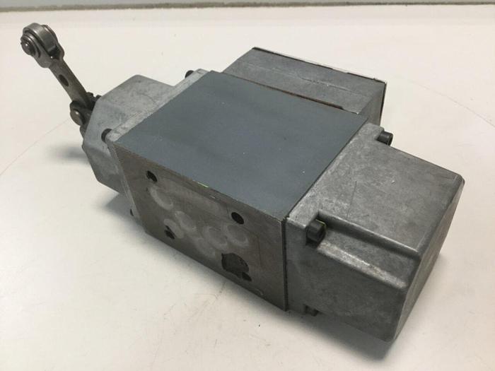 Used REXROTH Solenoid Valve 54WMRA10D31YBW Used #105726