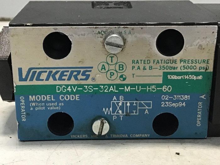 Used VICKERS Valve DG4V3S2ALMUH560 #142981