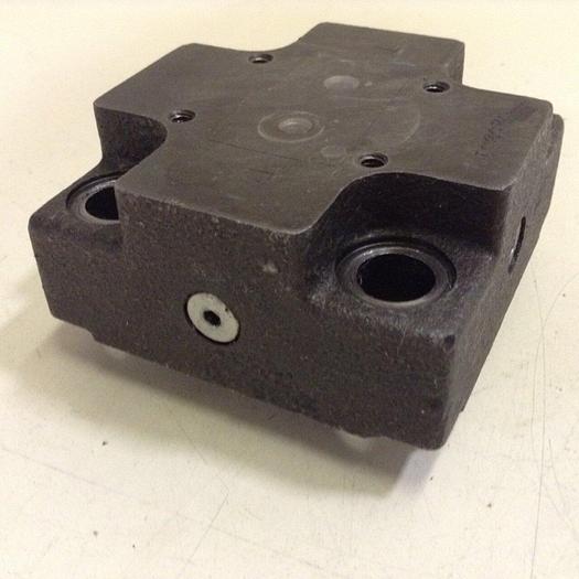 Used VICKERS Valve CVCS25D1S210S19 #88268